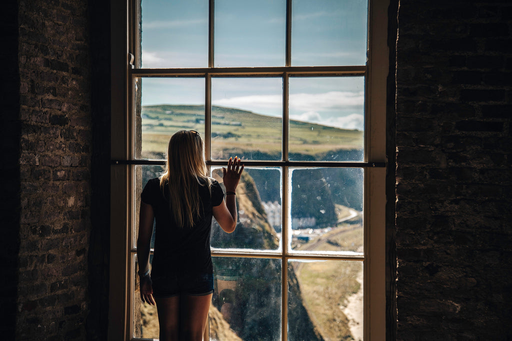 🌿 Finding Your Window: A Gentle Guide to the Window of Tolerance